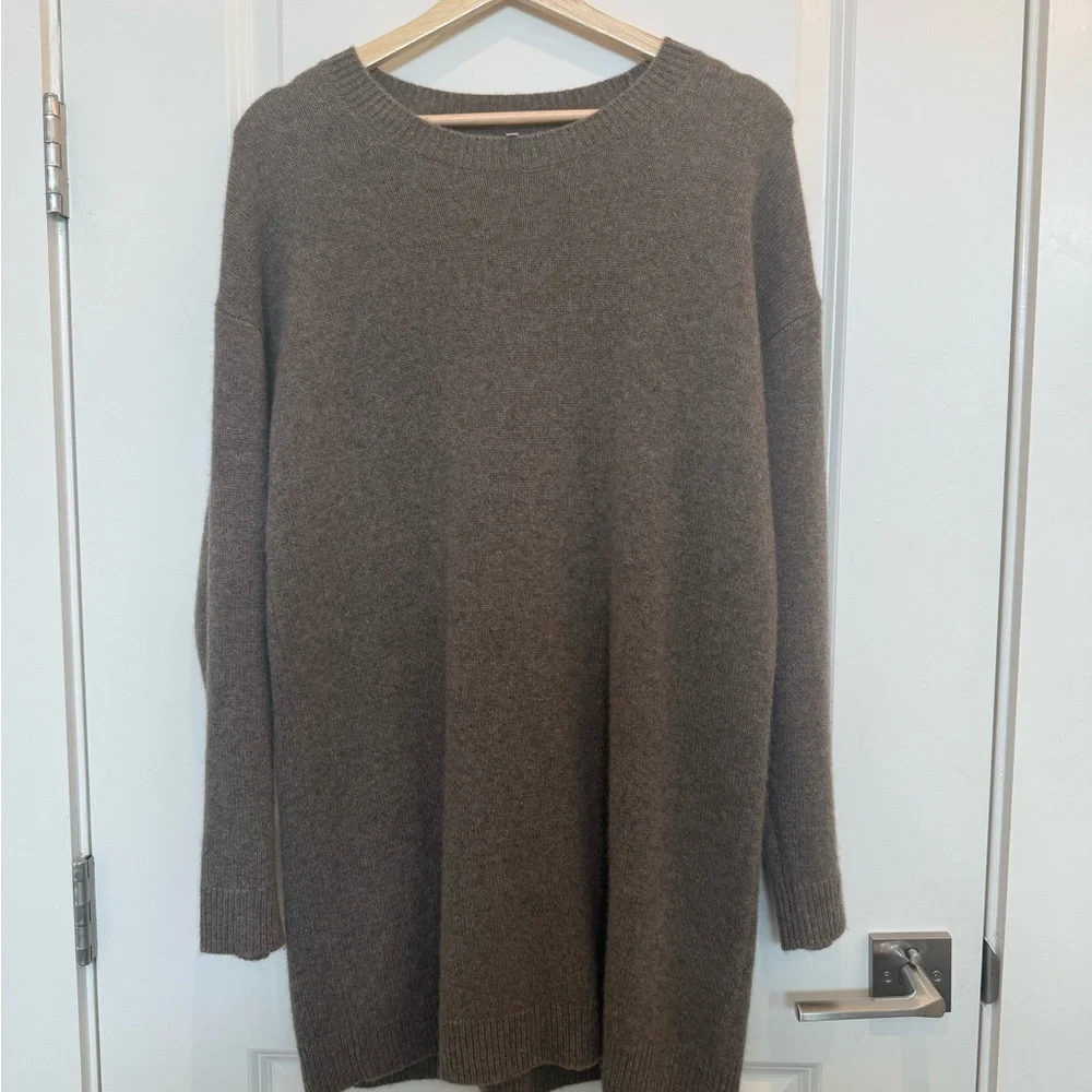 Reformation Women’ Sweater Dress - XS - Picture 3 of 9
